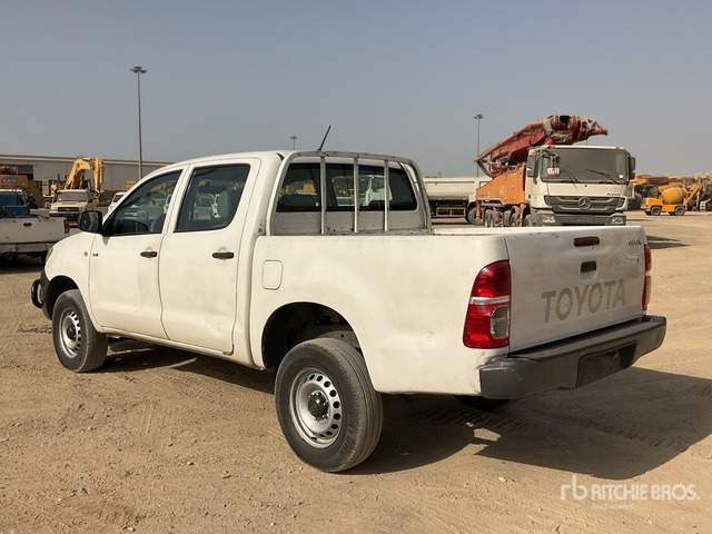 2011 Toyota Hilux 4x4 Crew Cab Pickup - Pick-up: foto 2 2011 Toyota Hilux 4x4 Crew Cab Pickup - Pick-up: foto 2