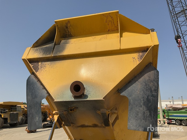 2015 Komatsu HM400-3 Articulated Dump Truck - Dúmper articulado: foto 4 2015 Komatsu HM400-3 Articulated Dump Truck - Dúmper articulado: foto 4