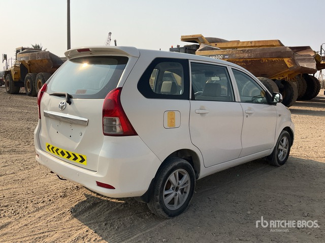 2015 Toyota Avanza Minivan - Coche: foto 3 2015 Toyota Avanza Minivan - Coche: foto 3