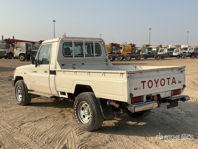 2018 Toyota Land Cruiser 79L 4x4 Pickup - Pick-up: foto 4 2018 Toyota Land Cruiser 79L 4x4 Pickup - Pick-up: foto 4