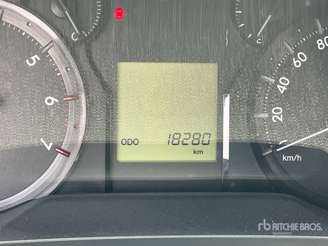 2018 Toyota Prado 150L 4x4 SUV - SUV/ Todoterreno: foto 3 2018 Toyota Prado 150L 4x4 SUV - SUV/ Todoterreno: foto 3