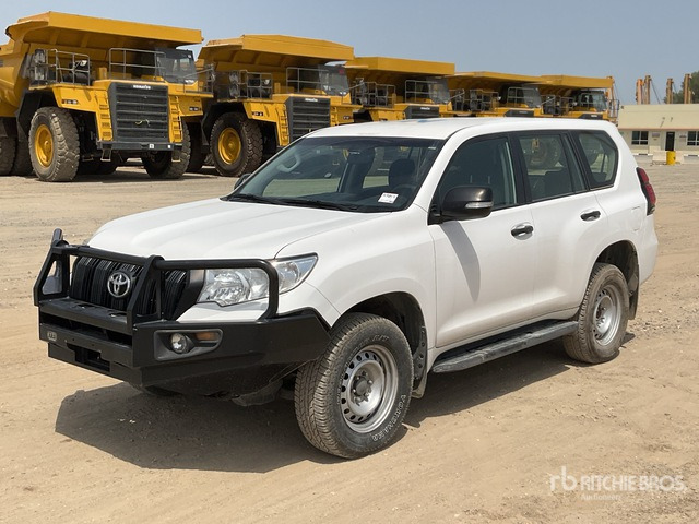 2018 Toyota Prado 150L 4x4 SUV - SUV/ Todoterreno: foto 2 2018 Toyota Prado 150L 4x4 SUV - SUV/ Todoterreno: foto 2