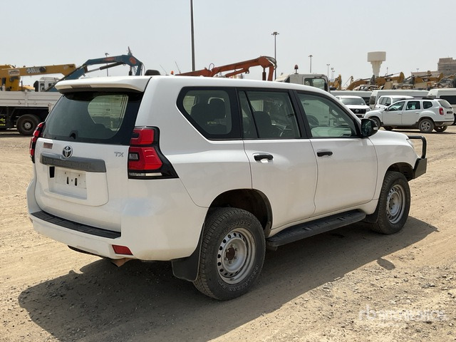 2018 Toyota Prado 150L 4x4 SUV - SUV/ Todoterreno: foto 4 2018 Toyota Prado 150L 4x4 SUV - SUV/ Todoterreno: foto 4