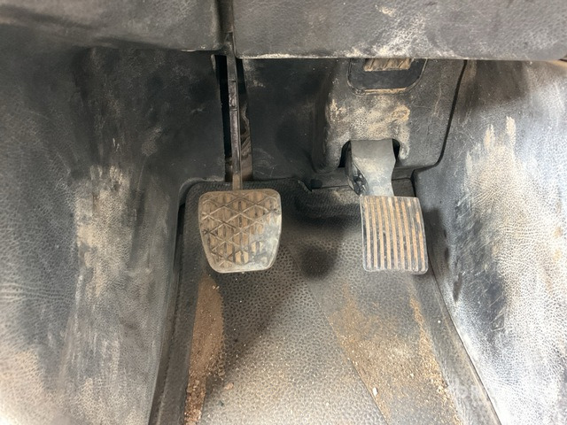 2014 Mercedes-Benz Actros 3345 6x4 T/A Sleeper Truck Tractor - Cabeza tractora: foto 4 2014 Mercedes-Benz Actros 3345 6x4 T/A Sleeper Truck Tractor - Cabeza tractora: foto 4