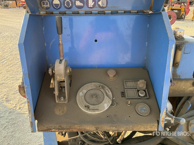 Tesmec AMC 402 :Misc. Utility Equipment - Cabrestante: foto 4 Tesmec AMC 402 :Misc. Utility Equipment - Cabrestante: foto 4