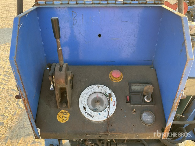Tesmec AMC 402 :Misc. Utility Equipment - Cabrestante: foto 4 Tesmec AMC 402 :Misc. Utility Equipment - Cabrestante: foto 4