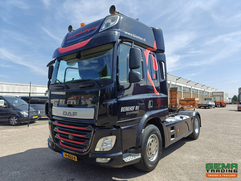 DAF CF 440 FT 4x2 Spacecab Euro6A - SchuifSchotel - Nato - Cabeza tractora: foto 1 DAF CF 440 FT 4x2 Spacecab Euro6A - SchuifSchotel - Nato - Cabeza tractora: foto 1