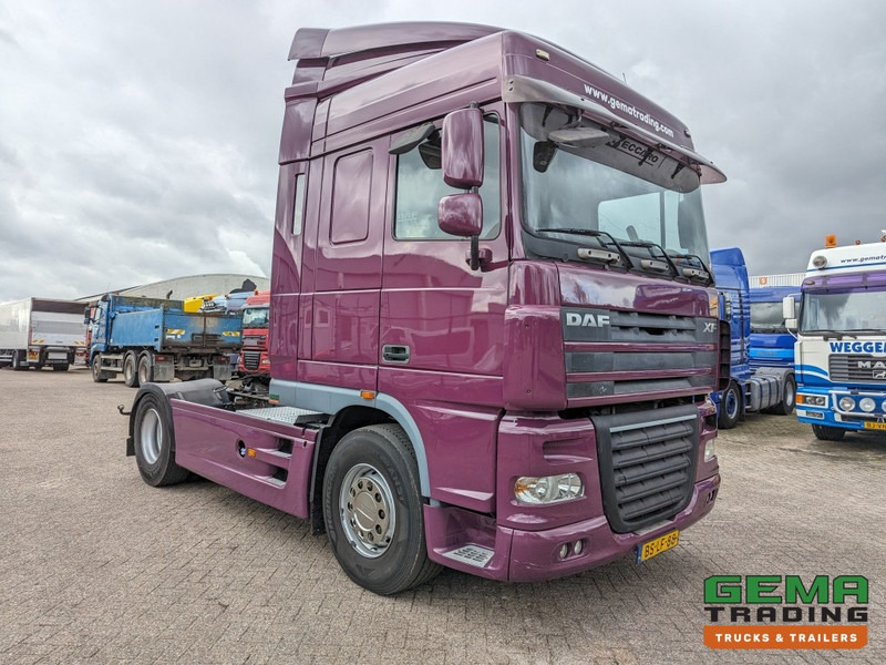 DAF FT XF105.410 4x2 Euro5 FT XF105.410 4x2 SpaceCab Euro5 - Side Skirts - Spare Wheel - Original Holland truck - Cabeza tractora: foto 2 DAF FT XF105.410 4x2 Euro5 FT XF105.410 4x2 SpaceCab Euro5 - Side Skirts - Spare Wheel - Original Holland truck - Cabeza tractora: foto 2