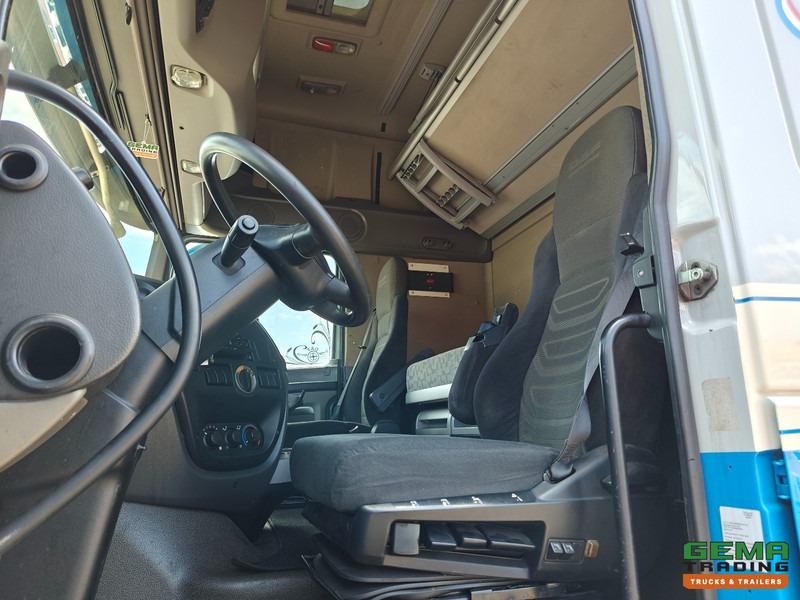 DAF FTS XF105.510 6x2 SuperSpaceCab Euro5 - Retarder - Dubbele Tanks - 10 Banden - Schuifschotel - NL TRUCK - Cabeza tractora: foto 5 DAF FTS XF105.510 6x2 SuperSpaceCab Euro5 - Retarder - Dubbele Tanks - 10 Banden - Schuifschotel - NL TRUCK - Cabeza tractora: foto 5