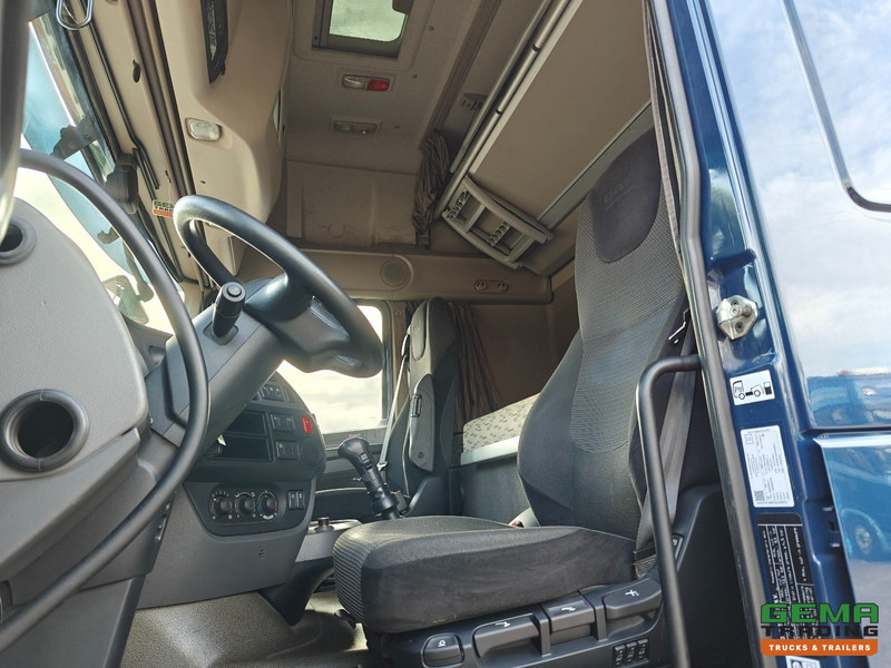 DAF XF 440 FT 4x2 SuperSpaceCab Euro6A - MEGA - Retarder - HandGeschakeld - 283.000KM! - Cabeza tractora: foto 5 DAF XF 440 FT 4x2 SuperSpaceCab Euro6A - MEGA - Retarder - HandGeschakeld - 283.000KM! - Cabeza tractora: foto 5