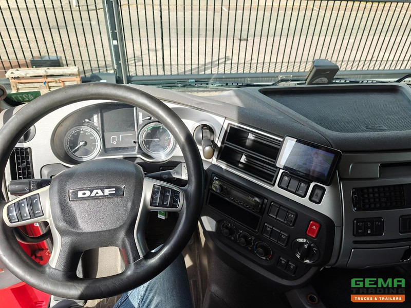 Cabeza tractora DAF XF 460 FT 4x2 Spacecab Euro6A - StandAirco - Navi - Gereedschapskist - 07/2026 APK: foto 14 Cabeza tractora DAF XF 460 FT 4x2 Spacecab Euro6A - StandAirco - Navi - Gereedschapskist - 07/2026 APK: foto 14
