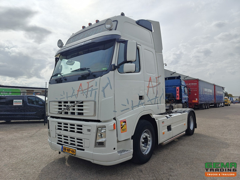 Cabeza tractora Volvo FH460 4x2 Globetrotter XL Euro3 - Dubbele Tanks - NL Truck: foto 1