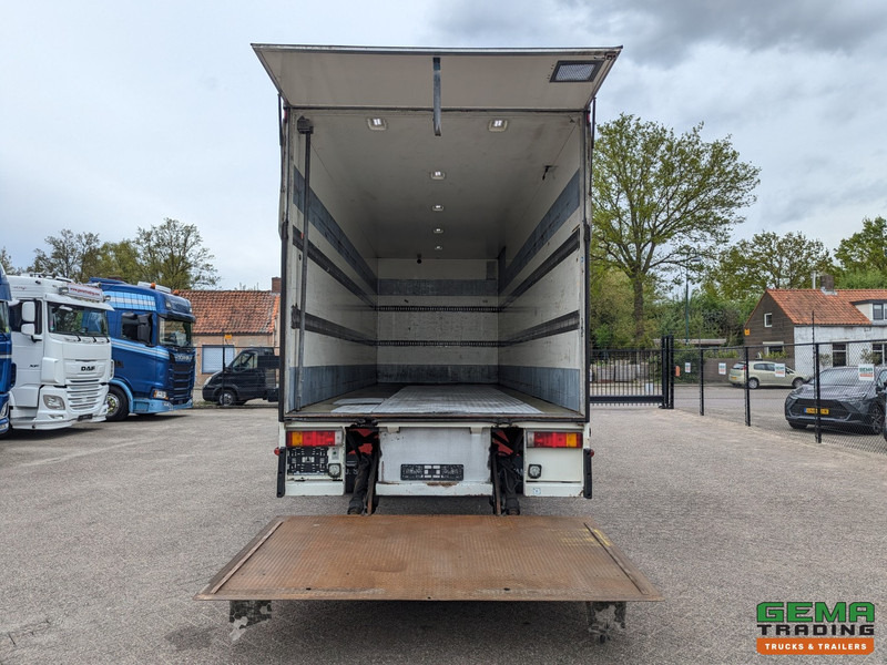 DAF CF85.410 4x2 Spacecab Euro5 - Geïsoleerde bak 7.6m - Laadklep 1500kg - Reservewiel - Camión caja cerrada: foto 4 DAF CF85.410 4x2 Spacecab Euro5 - Geïsoleerde bak 7.6m - Laadklep 1500kg - Reservewiel - Camión caja cerrada: foto 4