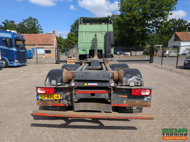 DAF XF 440 FAS 6x2 Spacecab Euro6A - HaakarmSysteem 21T - Hiab XR21S63 - Lift-As - Dubbele tanks - Camión multibasculante: foto 5 DAF XF 440 FAS 6x2 Spacecab Euro6A - HaakarmSysteem 21T - Hiab XR21S63 - Lift-As - Dubbele tanks - Camión multibasculante: foto 5