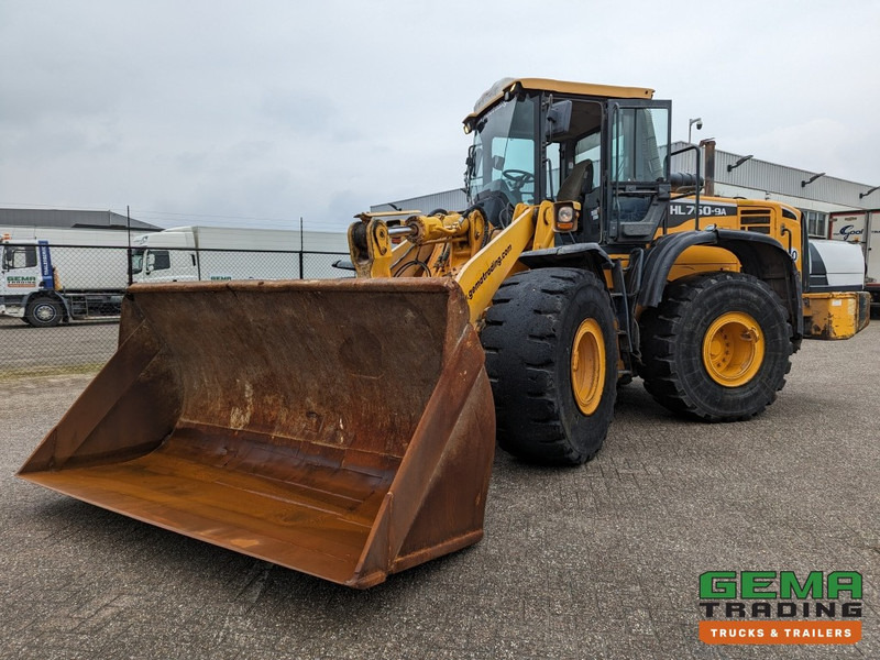 Hyundai HL760-9A Wheelloader - BM-Air overdruk unit - Cummins QSB6.7 - Engine prefilters (M33) - Cargadora de ruedas: foto 1 Hyundai HL760-9A Wheelloader - BM-Air overdruk unit - Cummins QSB6.7 - Engine prefilters (M33) - Cargadora de ruedas: foto 1