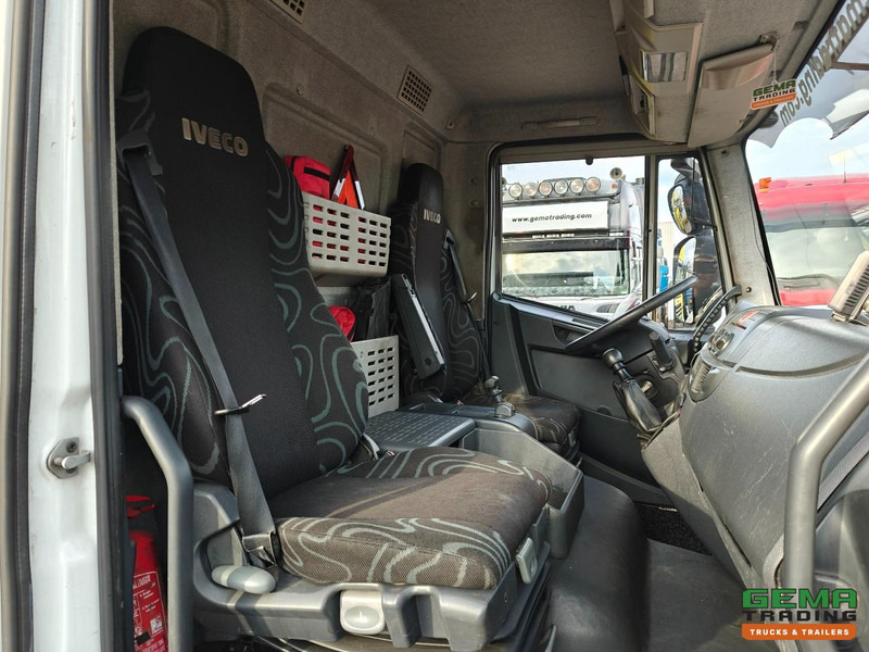 Leasing de Iveco Eurocargo 120E22 Dagcab Euro5 - 6CIL - Handgeschakeld - Schuifzeilenbak 8.6m - Volledig Bladgeveerd - SMARTTacho V2 Iveco Eurocargo 120E22 Dagcab Euro5 - 6CIL - Handgeschakeld - Schuifzeilenbak 8.6m - Volledig Bladgeveerd - SMARTTacho V2: foto 17