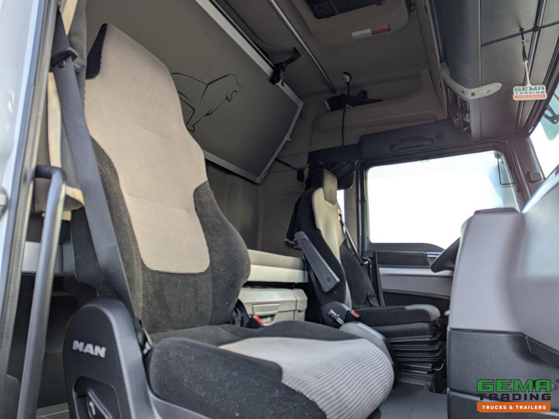 Camión portavehículos MAN TGX 26.500 6x2/4 LL Euro6 - Retarder + Recker FZ3 3-Assige Aanhanger - Uitschuifbaar: foto 17