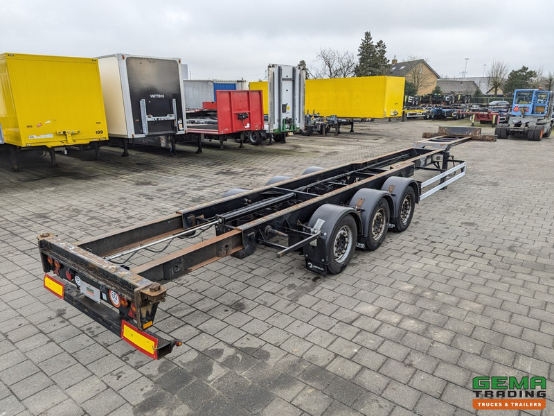 Renders ROC 12.27 CC 3-Assen MB - Schijfremmen - Achterschuiver - 40/45FT - Semirremolque portacontenedore/ Intercambiable: foto 1 Renders ROC 12.27 CC 3-Assen MB - Schijfremmen - Achterschuiver - 40/45FT - Semirremolque portacontenedore/ Intercambiable: foto 1