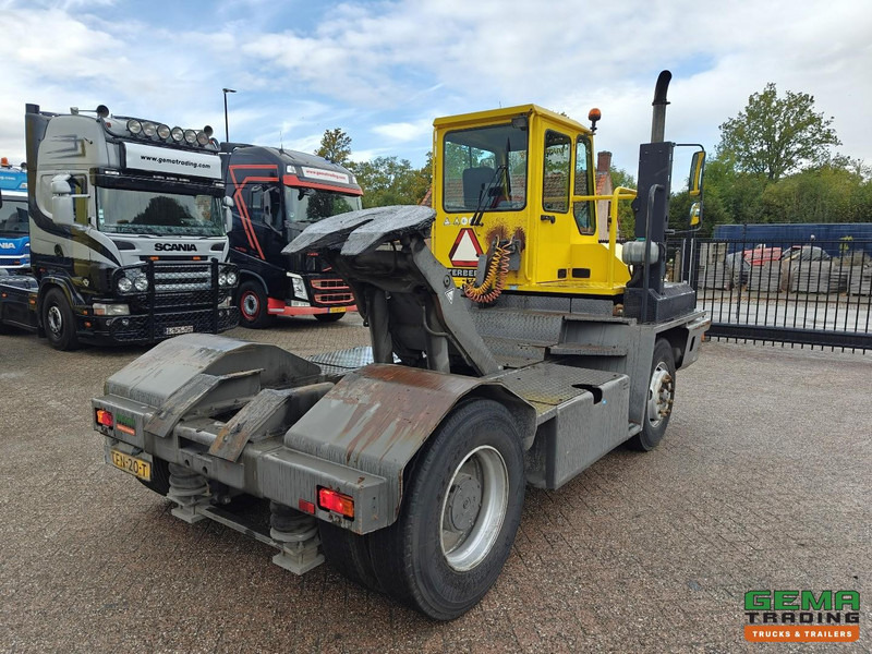 Terberg YT180 Schotel 25T - Naafreductie - Cummins - Landbouw Kenteken 40km/h - Tractor industrial: foto 3 Terberg YT180 Schotel 25T - Naafreductie - Cummins - Landbouw Kenteken 40km/h - Tractor industrial: foto 3