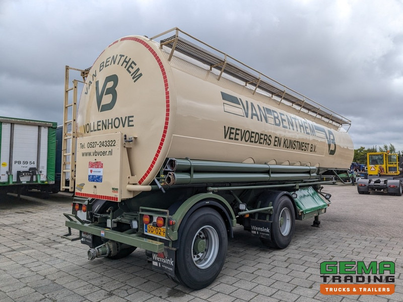 WELGRO 90WSL33-24 2-Assen SAF Silo MengVoeder / Futter 24m³ - Trommelremmen - StuurAs (O1961) - Semirremolque cisterna: foto 2 WELGRO 90WSL33-24 2-Assen SAF Silo MengVoeder / Futter 24m³ - Trommelremmen - StuurAs (O1961) - Semirremolque cisterna: foto 2