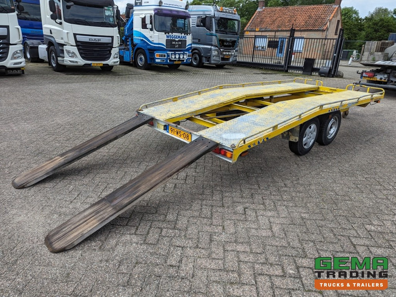 Witteveen Witteveen R2028 Oprij Aanhanger Auto Ambulance - Oprijplanken - Reservewiel (O1897) - Remolque portavehículos: foto 1 Witteveen Witteveen R2028 Oprij Aanhanger Auto Ambulance - Oprijplanken - Reservewiel (O1897) - Remolque portavehículos: foto 1
