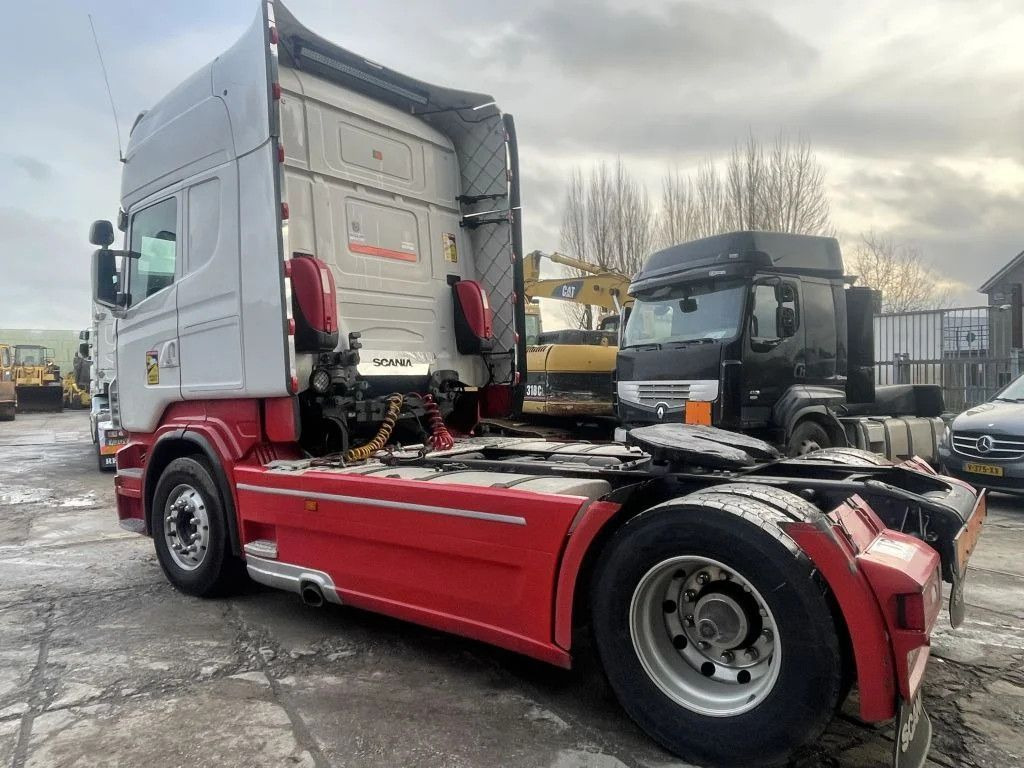 Scania R560 V8 4X2 Tractor-unit Retarder Euro5 Scania R560 V8 4X2 Tractor-unit Retarder Euro5 - Cabeza tractora: foto 3 Scania R560 V8 4X2 Tractor-unit Retarder Euro5 Scania R560 V8 4X2 Tractor-unit Retarder Euro5 - Cabeza tractora: foto 3
