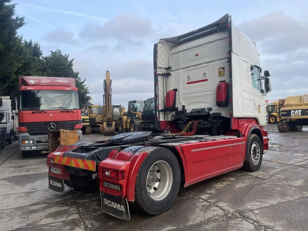 Scania R560 V8 4X2 Tractor-unit Retarder Euro5 Scania R560 V8 4X2 Tractor-unit Retarder Euro5 - Cabeza tractora: foto 4 Scania R560 V8 4X2 Tractor-unit Retarder Euro5 Scania R560 V8 4X2 Tractor-unit Retarder Euro5 - Cabeza tractora: foto 4