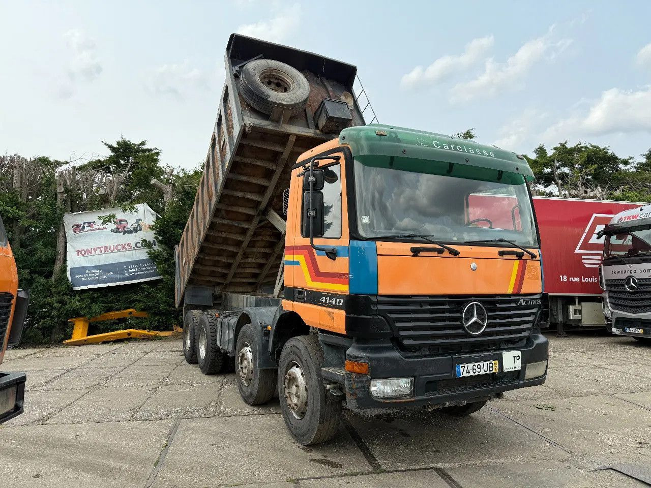 Mercedes-Benz Actros 4140 V6 8X4 Tipper Spring/Spring Manual G - Camión volquete: foto 1 Mercedes-Benz Actros 4140 V6 8X4 Tipper Spring/Spring Manual G - Camión volquete: foto 1