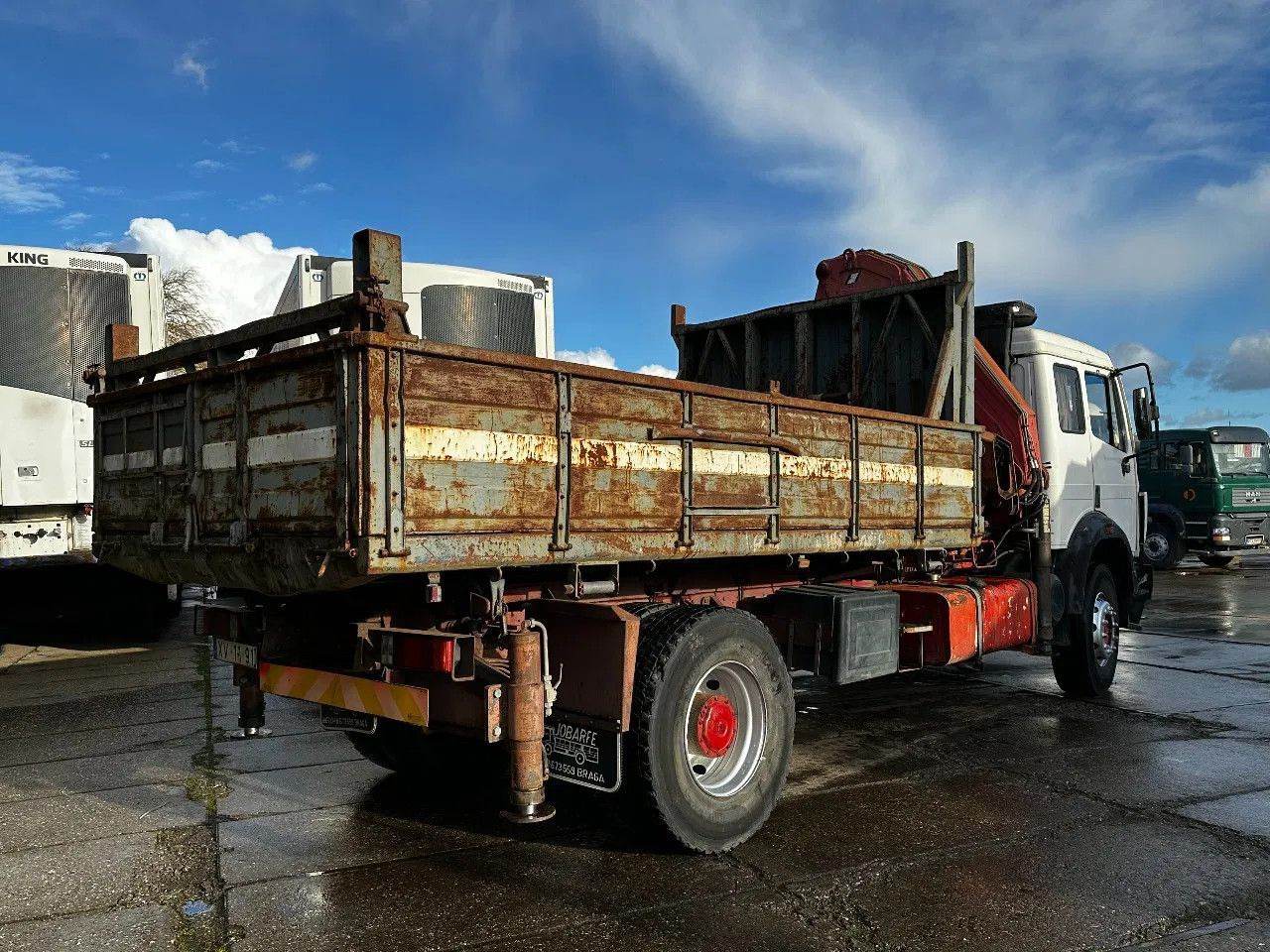 Mercedes-Benz SK 1935 V8 4X2 Tipper Spring/Spring AMCO V825 9T Mercedes-Benz SK 1935 V8 4X2 Tipper Spring/Spring AMCO V825 9T - Camión volquete, Camión grúa: foto 4 Mercedes-Benz SK 1935 V8 4X2 Tipper Spring/Spring AMCO V825 9T Mercedes-Benz SK 1935 V8 4X2 Tipper Spring/Spring AMCO V825 9T - Camión volquete, Camión grúa: foto 4