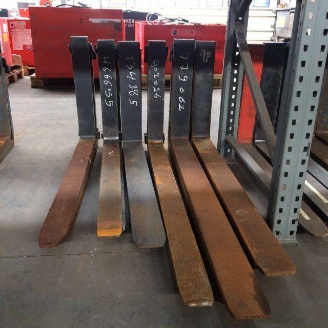 Forks 120x50x1400, FEM3A - Horquillas: foto 1 Forks 120x50x1400, FEM3A - Horquillas: foto 1