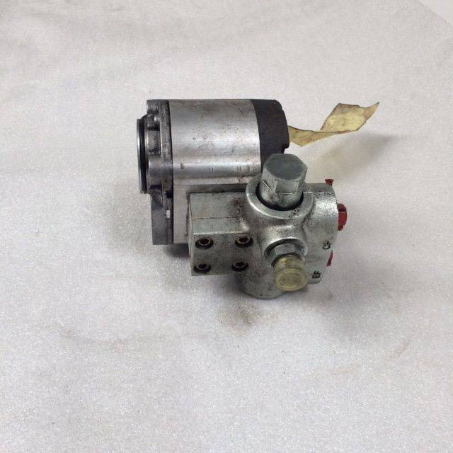 Gear pump for Linde - Bomba de dirección para Equipo de manutención: foto 4 Gear pump for Linde - Bomba de dirección para Equipo de manutención: foto 4