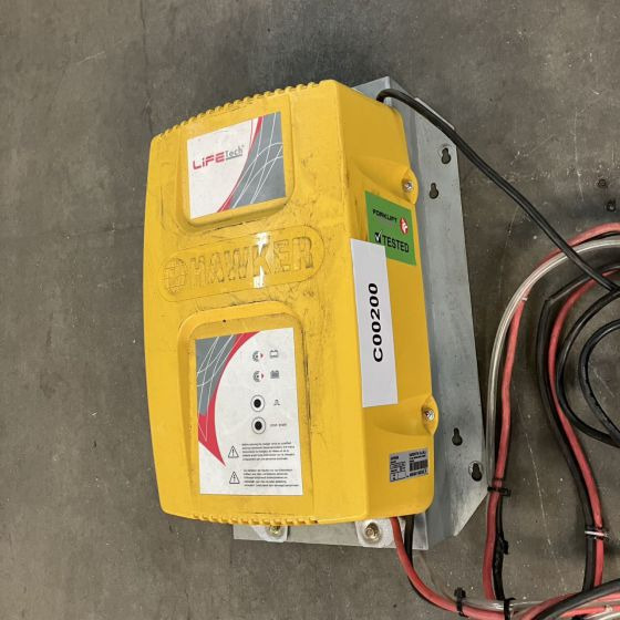 Hawker 24V/60A Life Tech (2) - Sistema eléctrico para Equipo de manutención: foto 1 Hawker 24V/60A Life Tech (2) - Sistema eléctrico para Equipo de manutención: foto 1