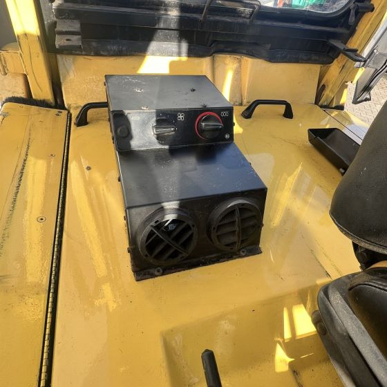 Hyster E4.50XL - Carretilla elevadora eléctrica: foto 5 Hyster E4.50XL - Carretilla elevadora eléctrica: foto 5