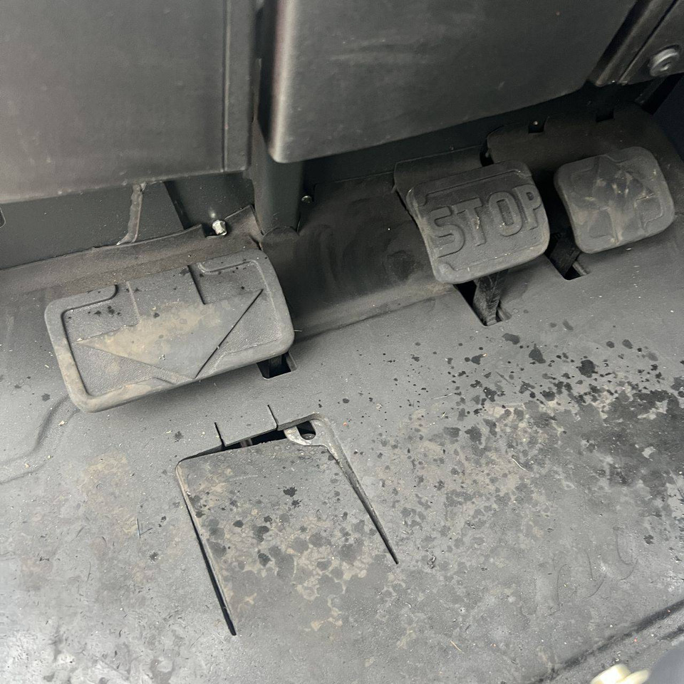 Linde E15 (386-02) EVO - Carretilla elevadora eléctrica: foto 5 Linde E15 (386-02) EVO - Carretilla elevadora eléctrica: foto 5