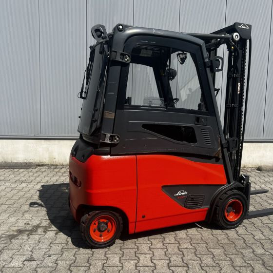 Linde E20PH (386-02) EVO - Carretilla elevadora eléctrica: foto 4 Linde E20PH (386-02) EVO - Carretilla elevadora eléctrica: foto 4