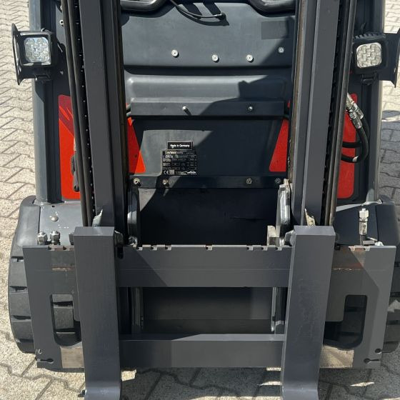 Linde E20PH (386-02) EVO - Carretilla elevadora eléctrica: foto 5 Linde E20PH (386-02) EVO - Carretilla elevadora eléctrica: foto 5