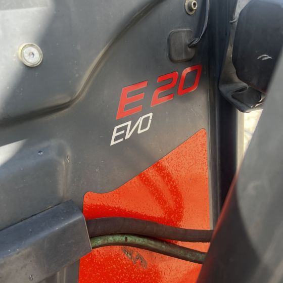 Linde E20PH (386-02) EVO - Carretilla elevadora eléctrica: foto 1 Linde E20PH (386-02) EVO - Carretilla elevadora eléctrica: foto 1