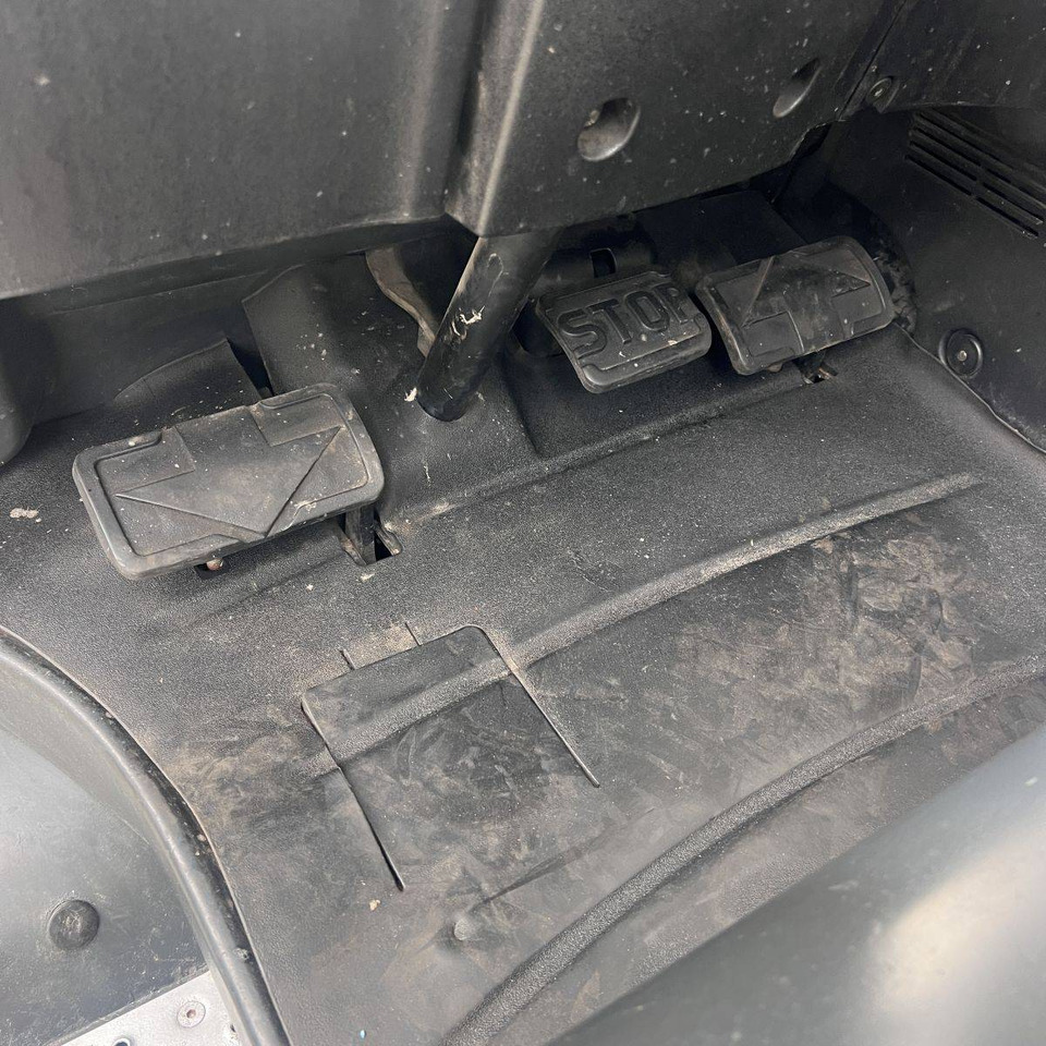 Carretilla elevadora eléctrica Linde E25 (387): foto 8 Carretilla elevadora eléctrica Linde E25 (387): foto 8