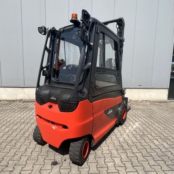 Linde E30/600 HL (387) - Carretilla elevadora eléctrica: foto 2 Linde E30/600 HL (387) - Carretilla elevadora eléctrica: foto 2