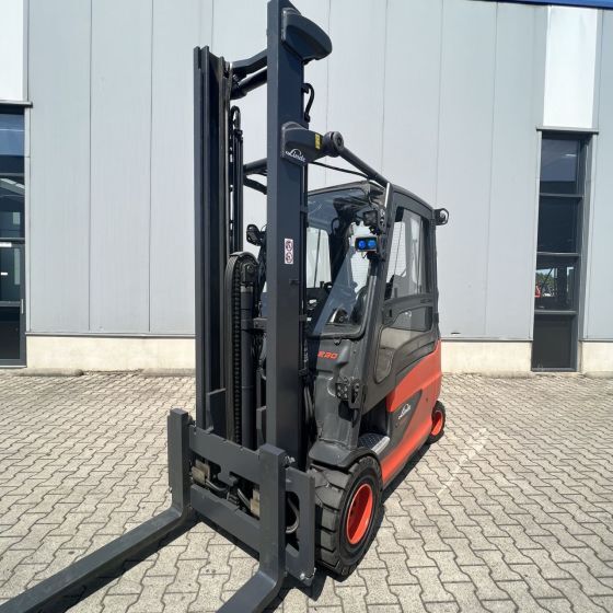 Linde E30/600 HL (387) - Carretilla elevadora eléctrica: foto 1 Linde E30/600 HL (387) - Carretilla elevadora eléctrica: foto 1