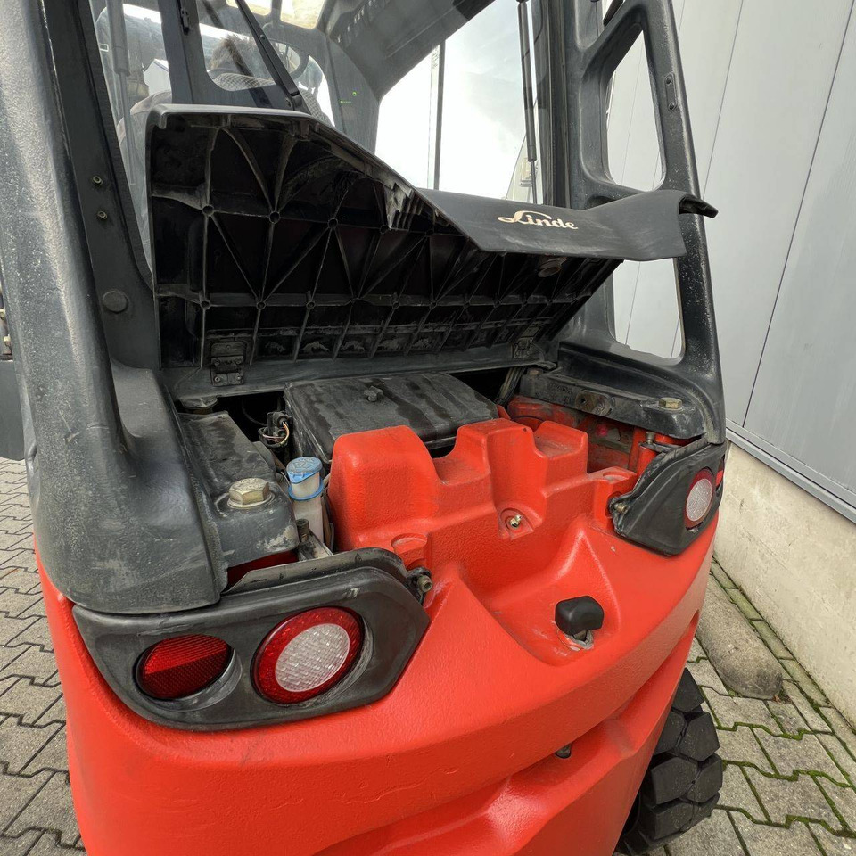 Carretilla elevadora eléctrica Linde E40-600HL (388): foto 18 Carretilla elevadora eléctrica Linde E40-600HL (388): foto 18