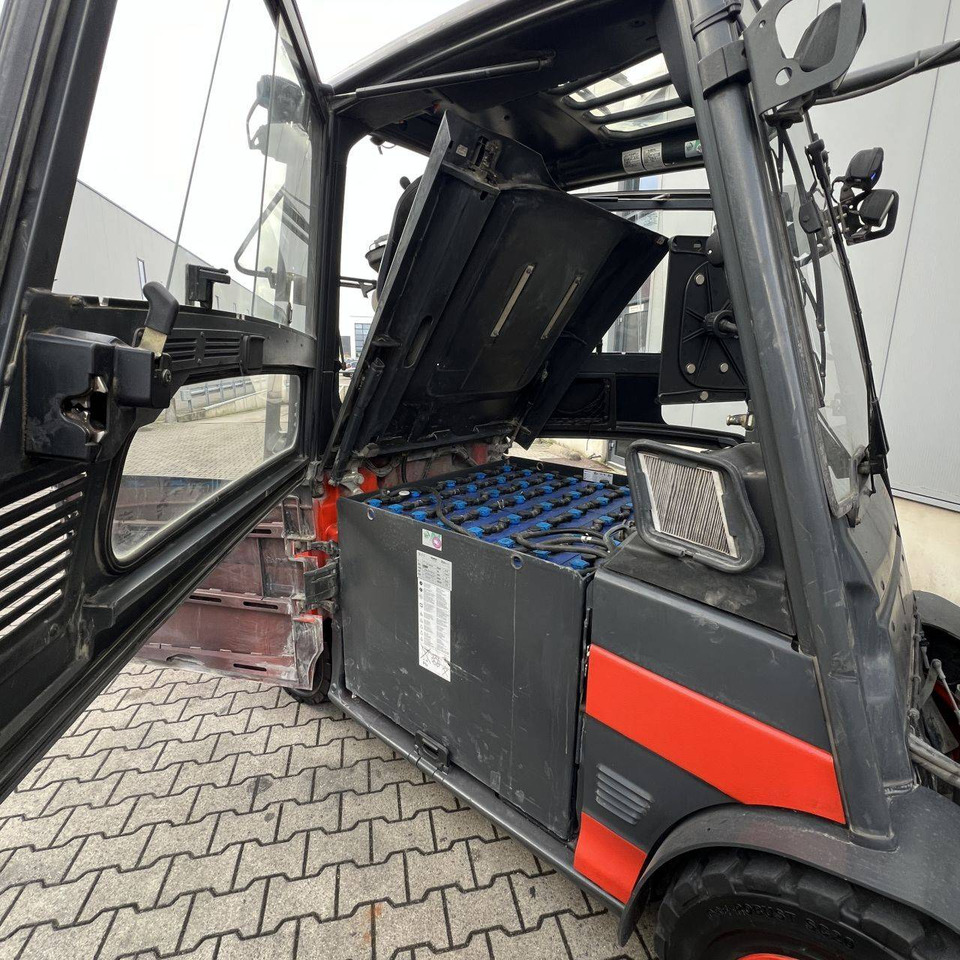 Carretilla elevadora eléctrica Linde E40-600HL (388): foto 9 Carretilla elevadora eléctrica Linde E40-600HL (388): foto 9