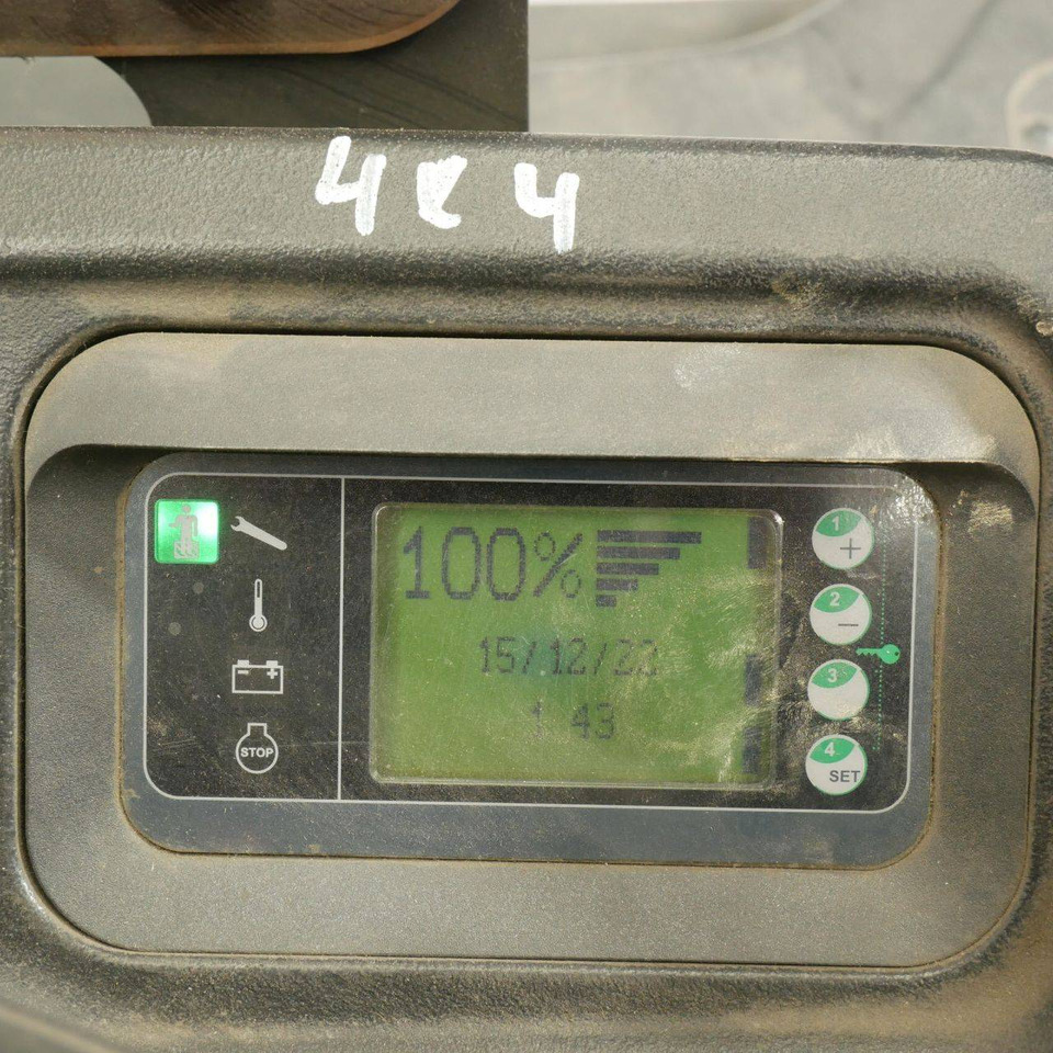 Linde P30C (1190) - Remolcadora: foto 3 Linde P30C (1190) - Remolcadora: foto 3