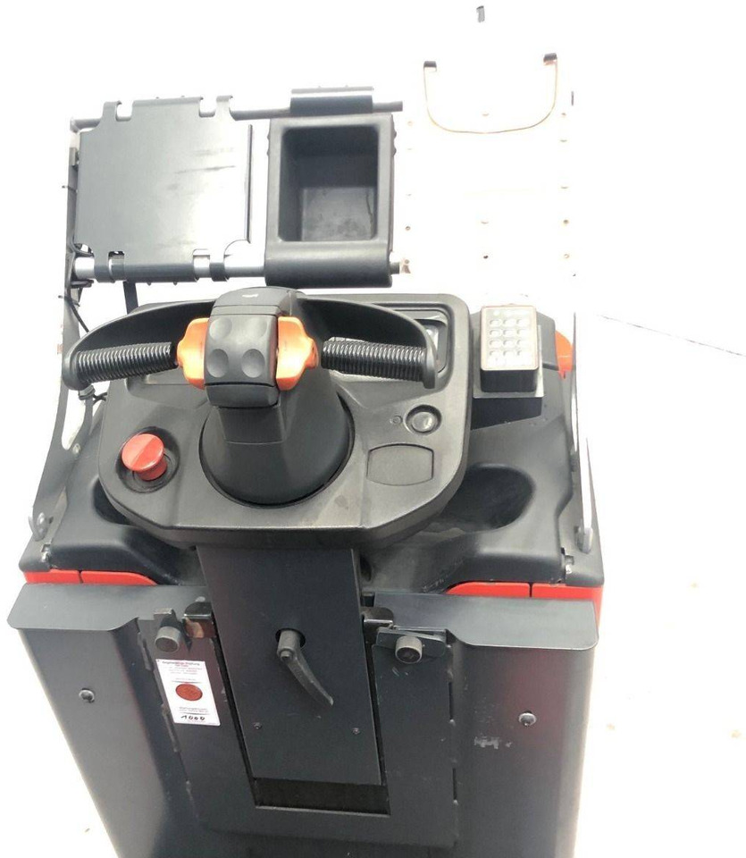 Linde P50C (1190) - Remolcadora: foto 4 Linde P50C (1190) - Remolcadora: foto 4