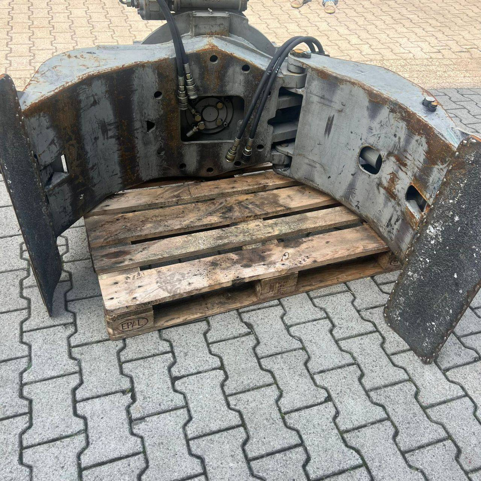 Paper roll clamp rotating - Pinza: foto 1 Paper roll clamp rotating - Pinza: foto 1