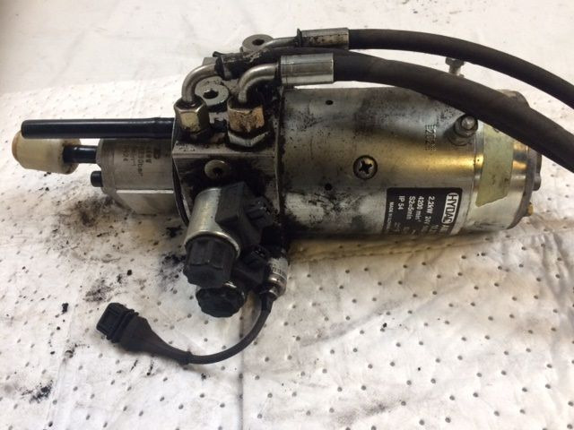 Pump unit for Linde /133/ - Bomba de dirección para Equipo de manutención: foto 4 Pump unit for Linde /133/ - Bomba de dirección para Equipo de manutención: foto 4