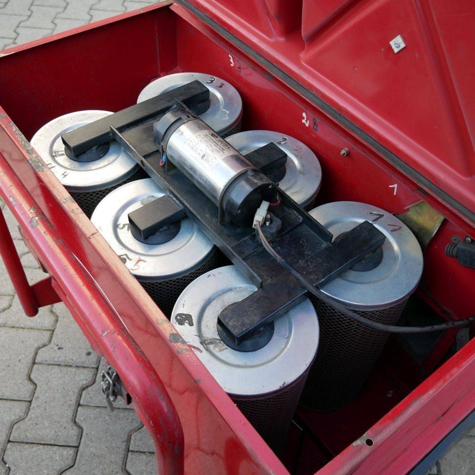 RCM 703H (LPG) - Barredora industrial: foto 5 RCM 703H (LPG) - Barredora industrial: foto 5