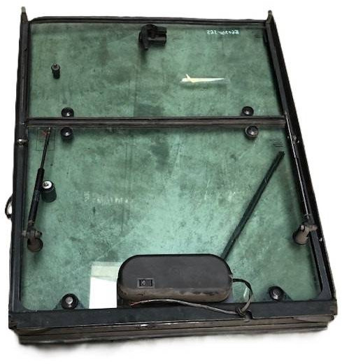 Window Assy.-back for Nissan - Ventana y piezas para Equipo de manutención: foto 2 Window Assy.-back for Nissan - Ventana y piezas para Equipo de manutención: foto 2