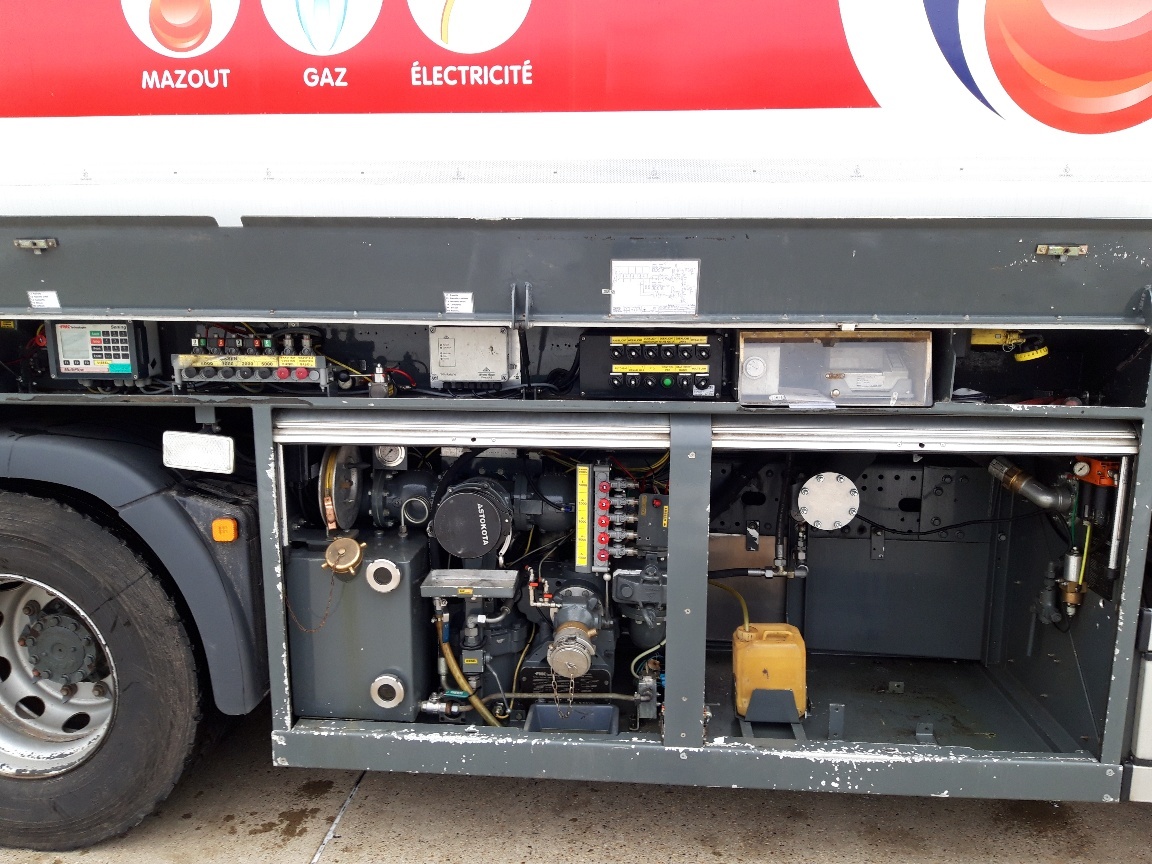 MAN TGS - Camión cisterna: foto 2 MAN TGS - Camión cisterna: foto 2