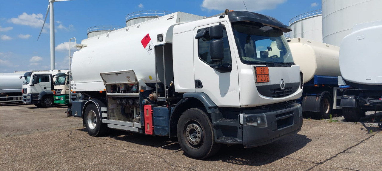 RENAULT  - Camión cisterna: foto 4 RENAULT  - Camión cisterna: foto 4
